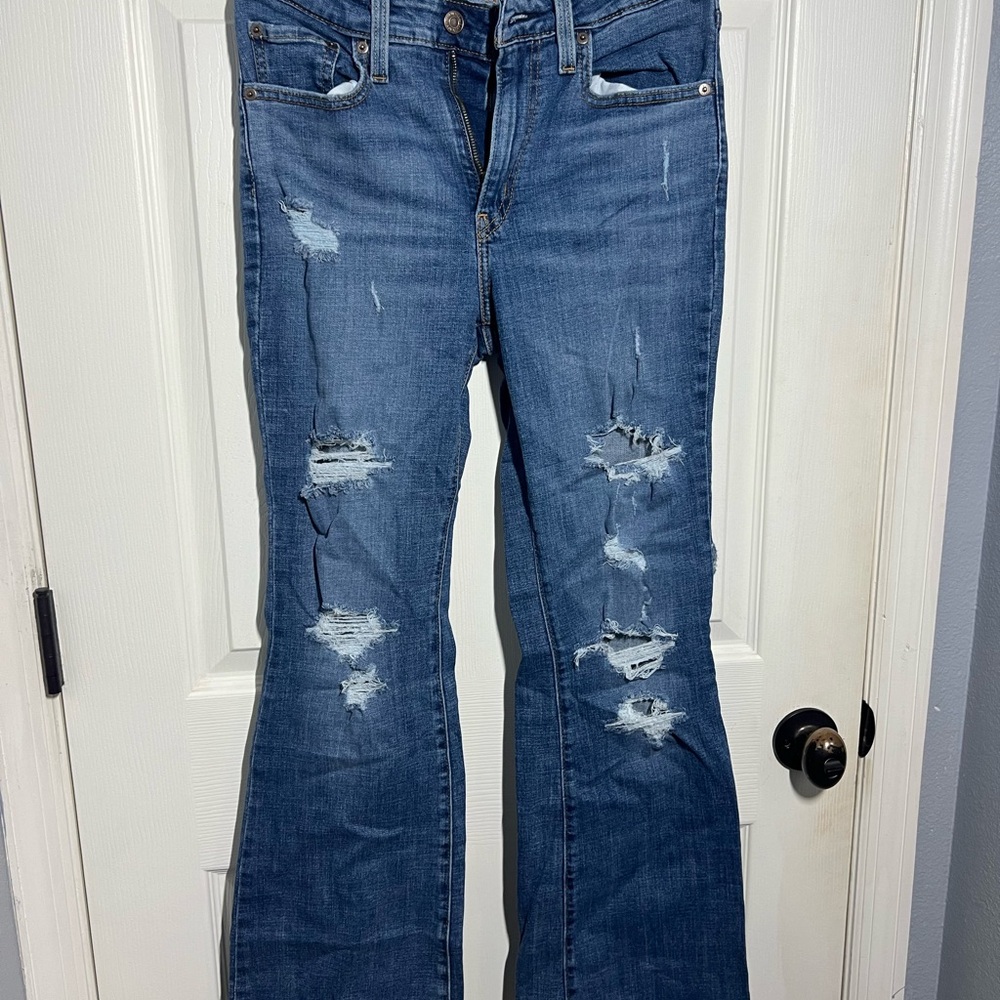 Levi’s Distressed Blue Jeans for Women